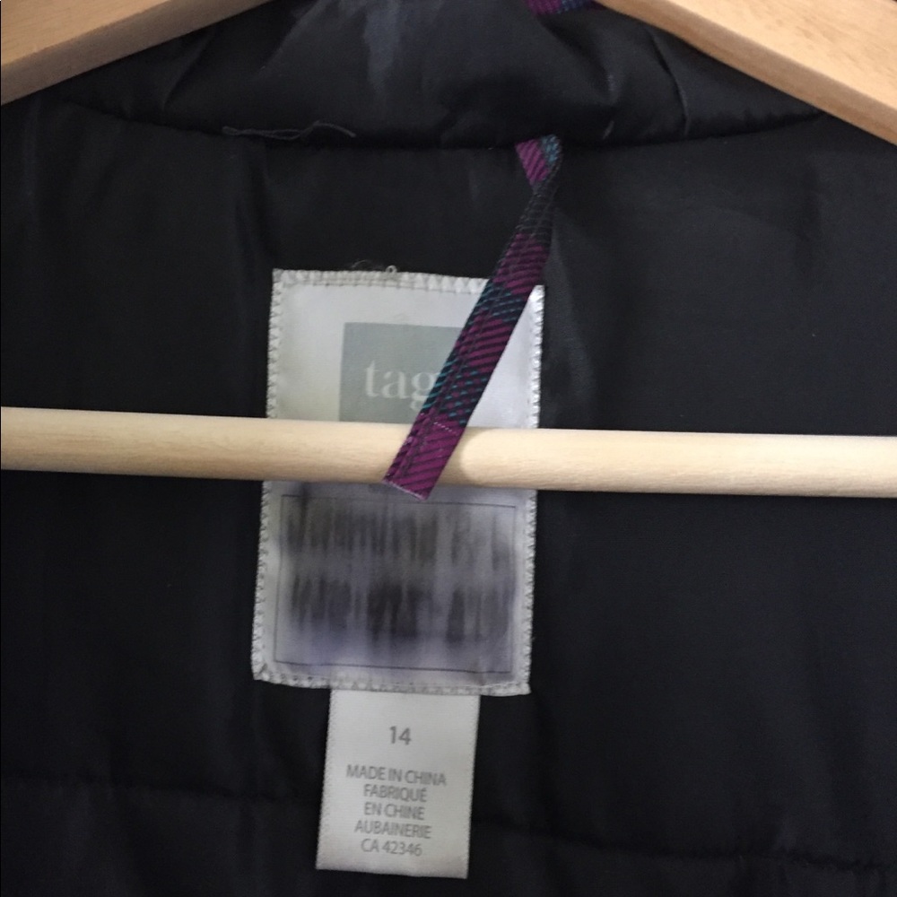 Coat from Tag - Picture 12 of 12